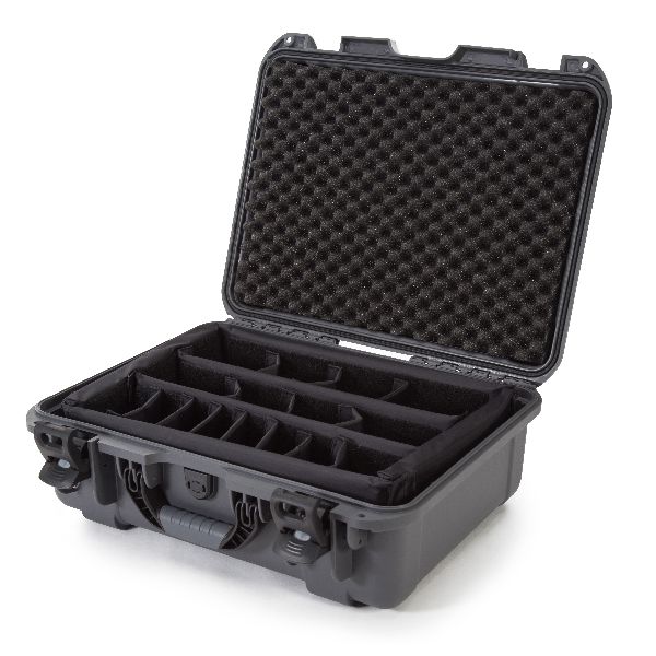 Mallette Nanuk 930 Graphite avec Bande Séparatrice