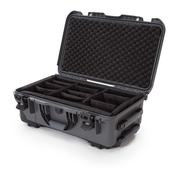 Case Nanuk 935 Graphite with Dividing Pad