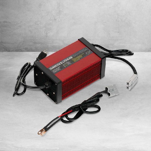 Dakota Lithium Ultra Fast 24V 20A Dakota Lithium LiFePO4 Battery Charger